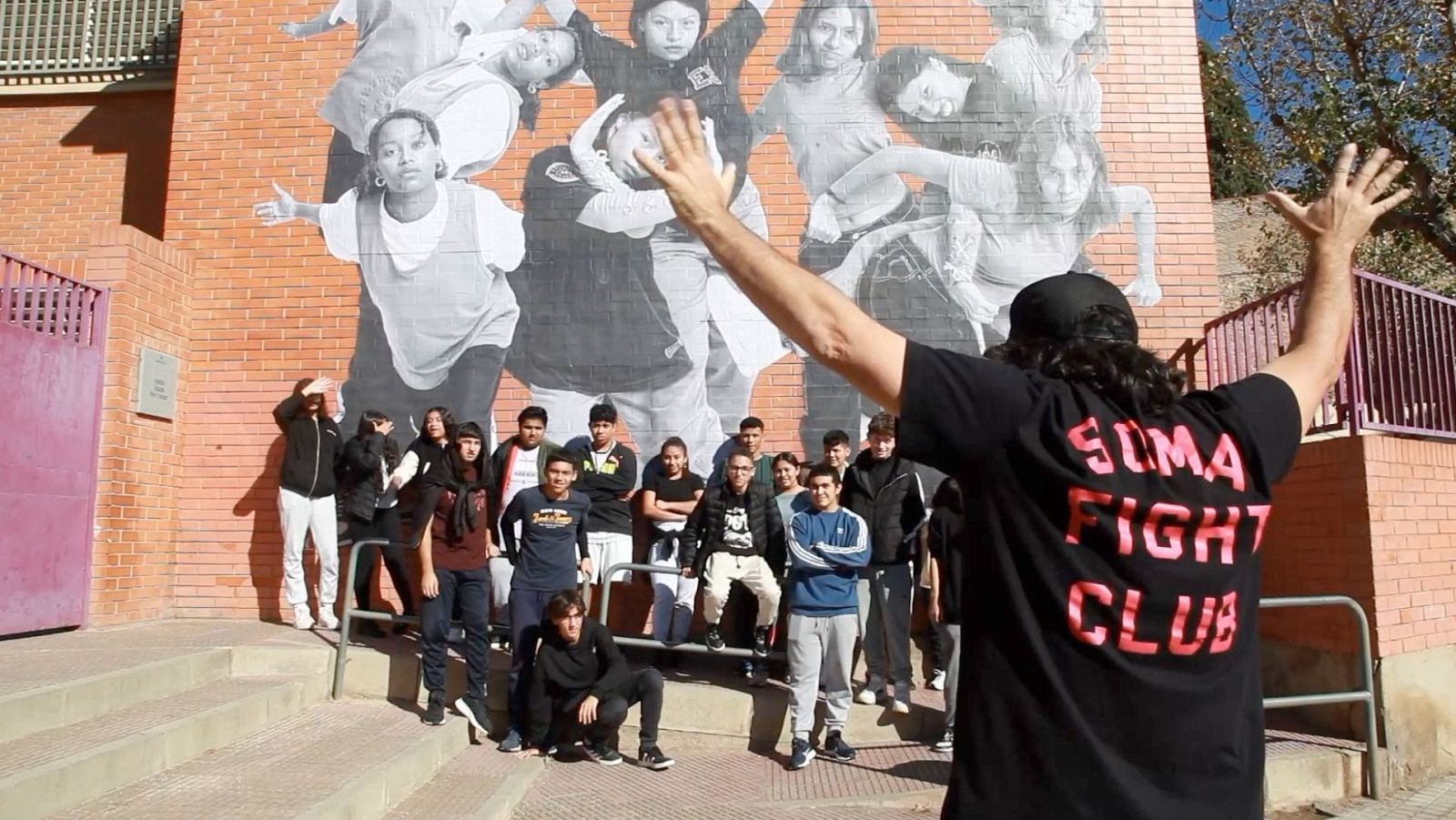 Cámara abierta - El proyecto europeo Bridges, amor e IA en Intérnate y La Mari de Chambao en Perfiles - 17/02/24 - ver ahora