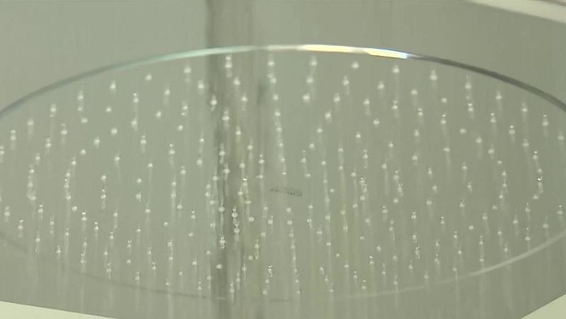 Els hotels demanen ajuda als clients per estalviar aigua - L'Informatiu | Ver