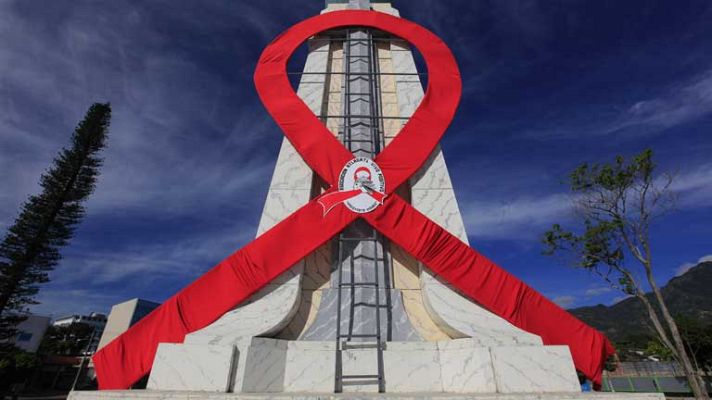 Telediario 1 - Día mundial contra el sida