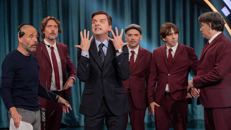 Jon Kortajarena está prohibido en Late Xou - Late Xou con Marc Giró | Ver