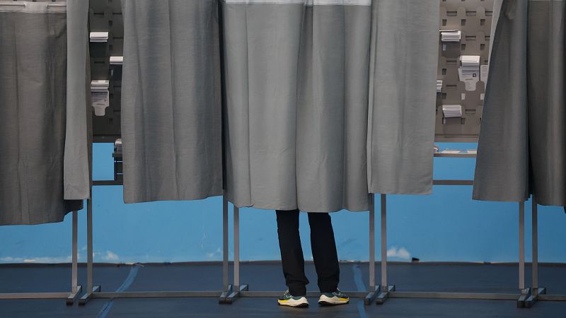 Telediario 2 en cuatro minutos - 18/02/24 - RTVE.es | Ver