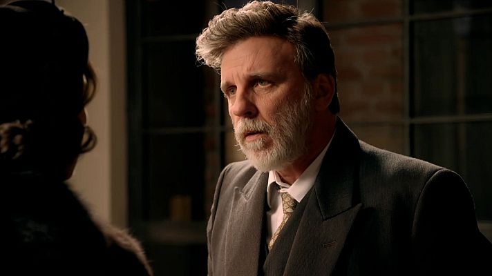 Salón de té La Moderna - Pascual Peñalver sufre un fuerte desmayo