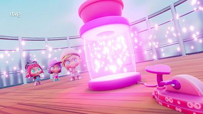 Deteniendo al hada malvada en Dubai - Trotties | Ver