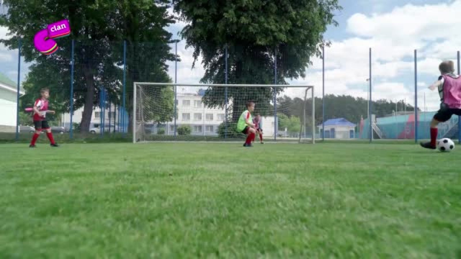 Por la igualdad - El deporte no tiene género - El mes de... | Ver