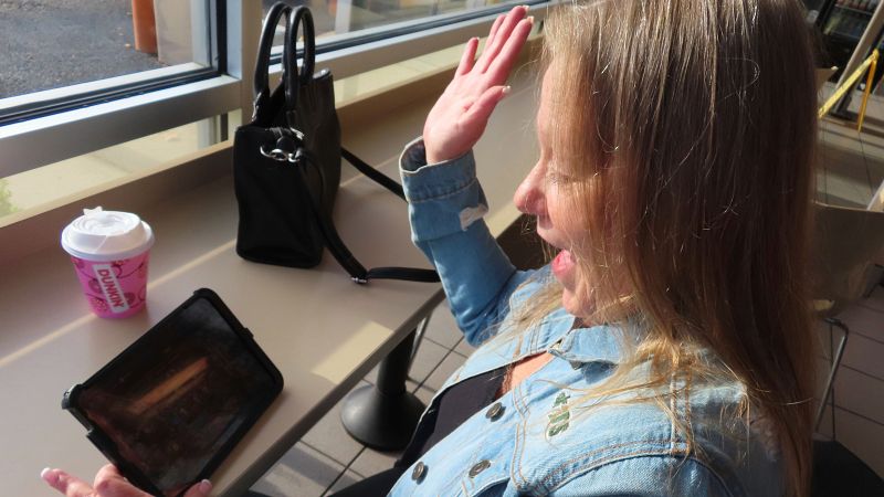 Los enfermos con ELA reclaman una ley que garantice su asistencia