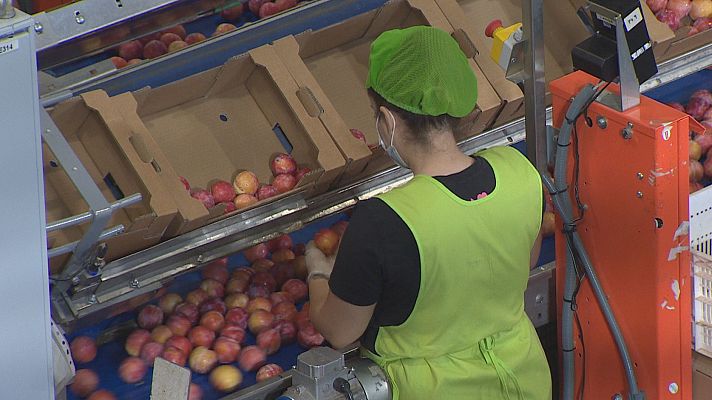 L'informatiu - Comunitat Valenciana - Un estudio de CCOO y UGT confirma que la brecha salarial entre hombres y mujeres se perpetúa