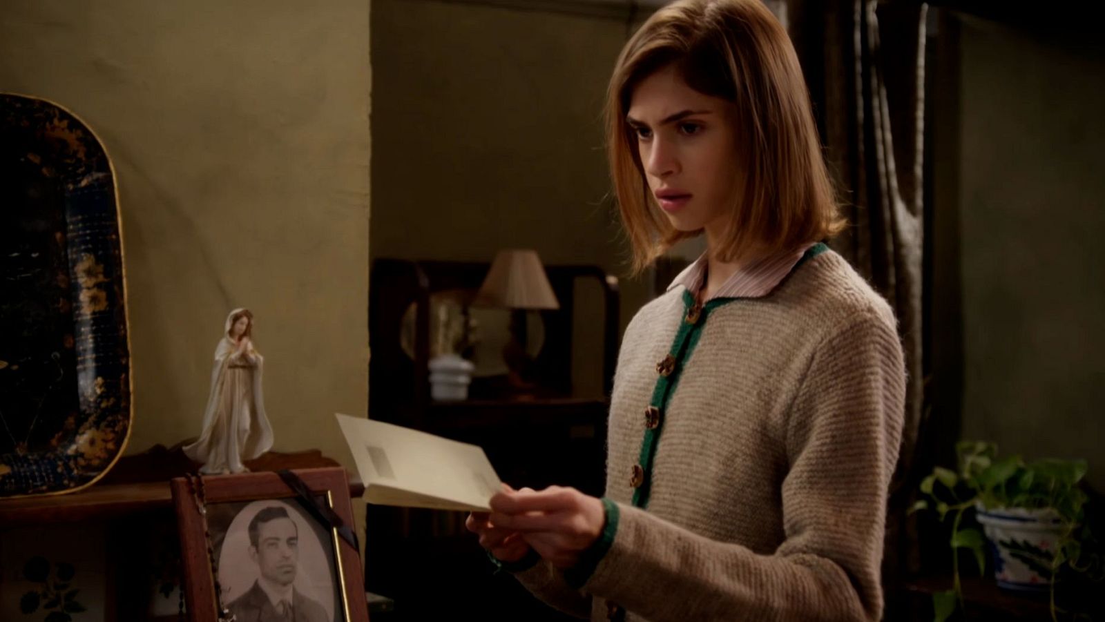 La Moderna: Marta descubre que Antonia va a ser desahuciada | Ver