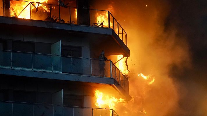 Perito, sobre el incendio: \"Se ha quemado tan rápido por el material de la fachada y el acabado\"
