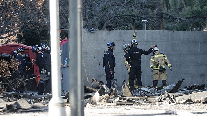 Telediario Fin de Semana - Se investigan los materiales con los que se construyó el edificio incendiado en Valencia