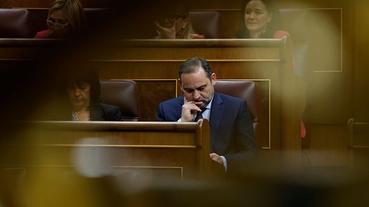 El PSOE incrementa su presi�n sobre �balos, que se resiste a dejar su esca�o por el 'caso Koldo'