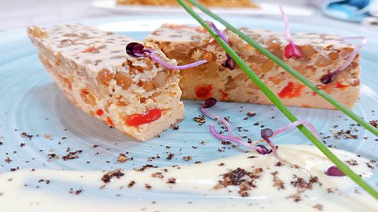 Receta de pastel de lentejas con pimiento del chef Sergio Fern�ndez