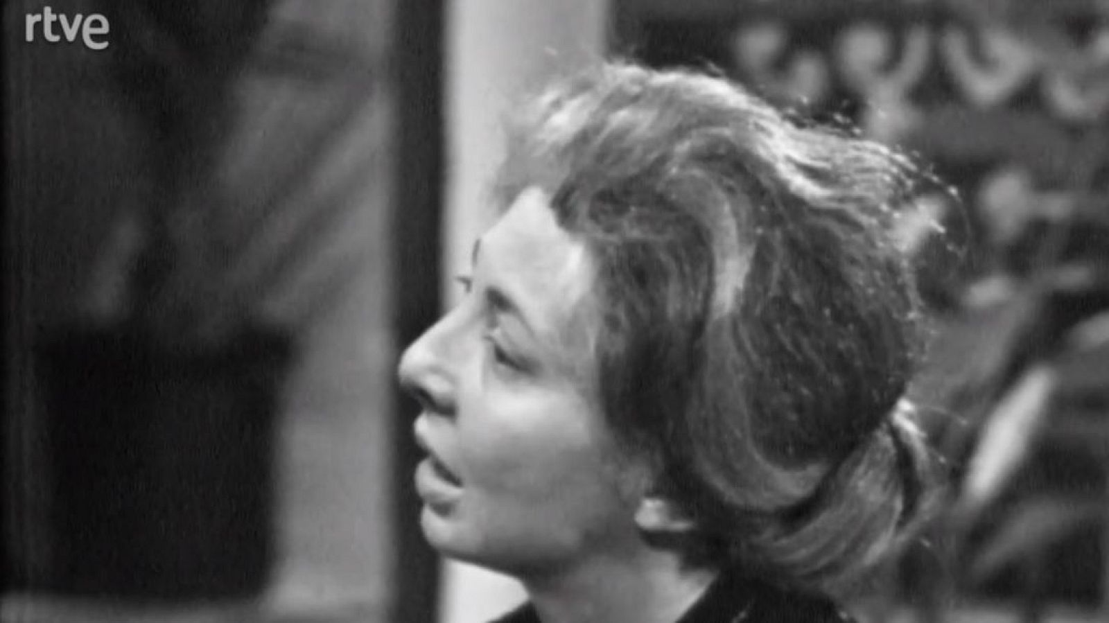 La familia de Alvareda - Capítulo 18 - La familia de Alvareda | Ver