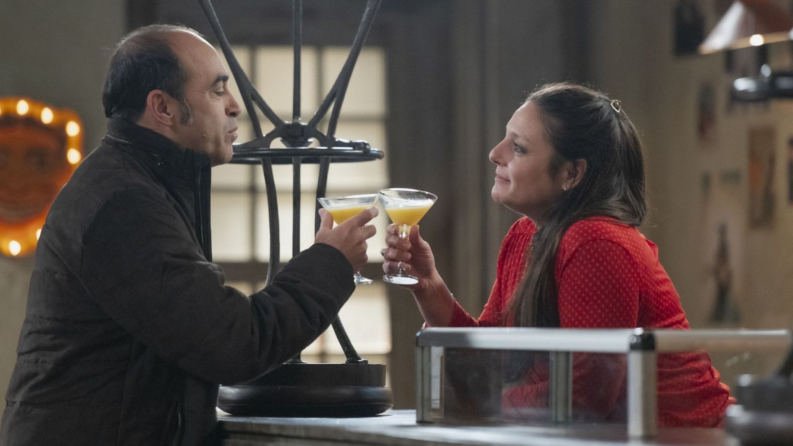 4 estrellas - Temporada 2 - Episodio 160: Obras son amores - Ver ahora