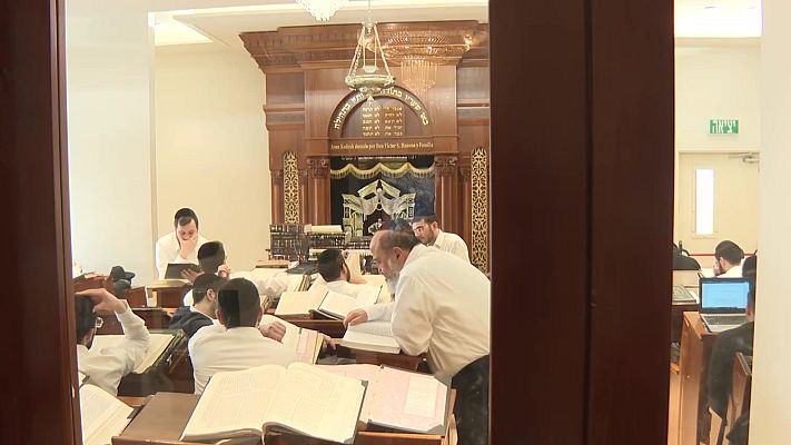 Telediario 1 - Los ultraortodoxos israelís se niegan a ir a la guerra: "Antes iremos a la cárcel que al Ejército"