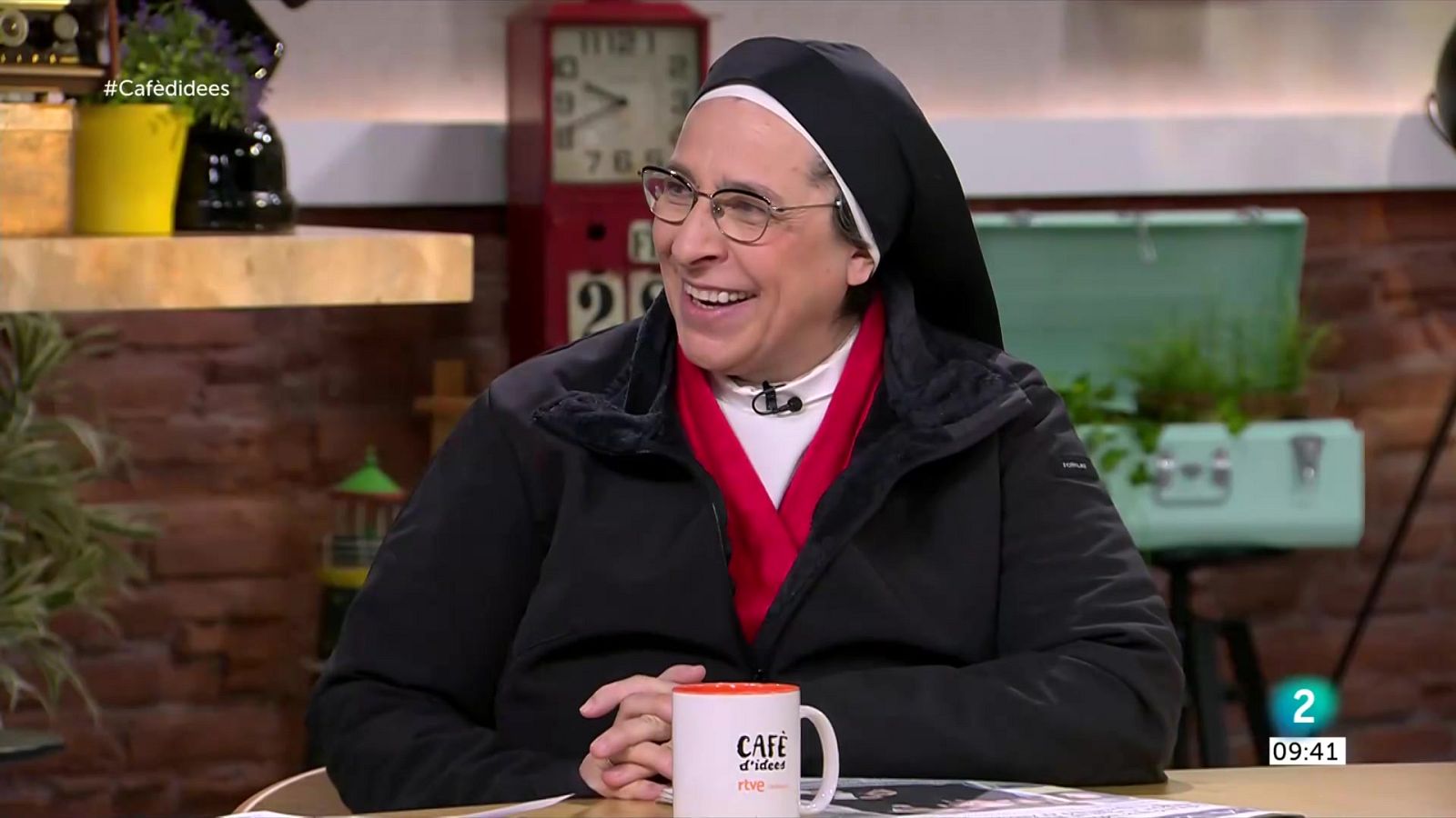 Sor Lucía Caram, sobre Ucraïna: "Ara entenc l’odi dels bons" - Cafè d'idees | Veure