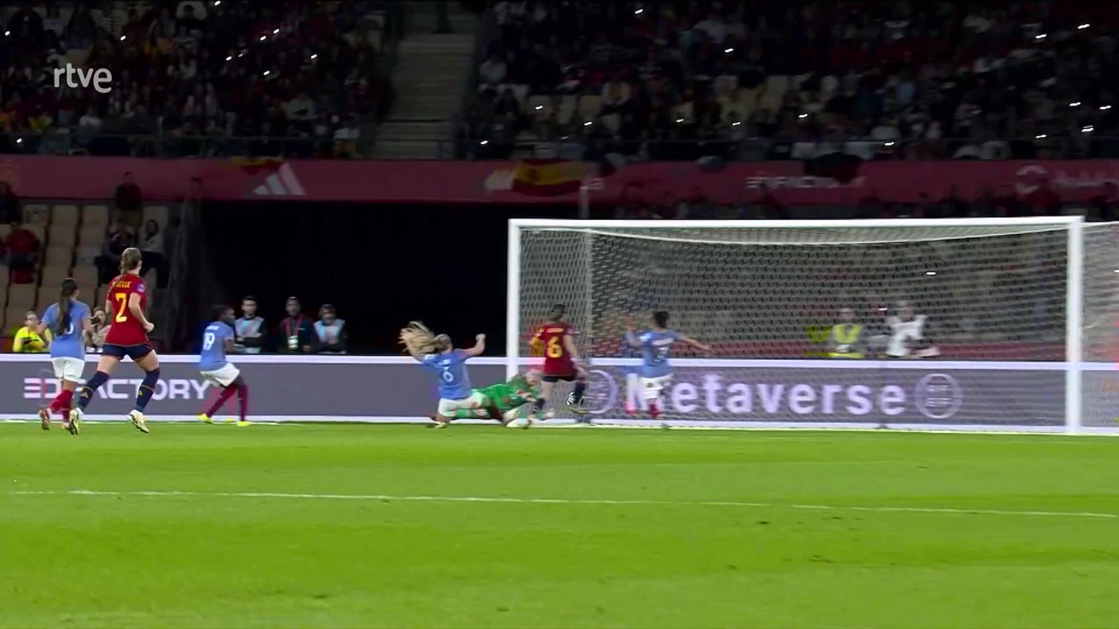 Aitana adelanta a eEspaña en la final de la Nations League - UEFA Nations League | Ver