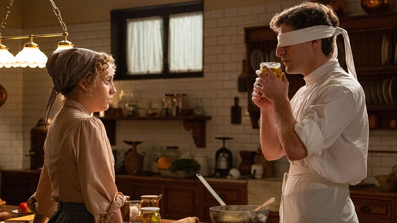 La Promesa: Lope se despide de sus padres fallecidos - La promesa | Ver