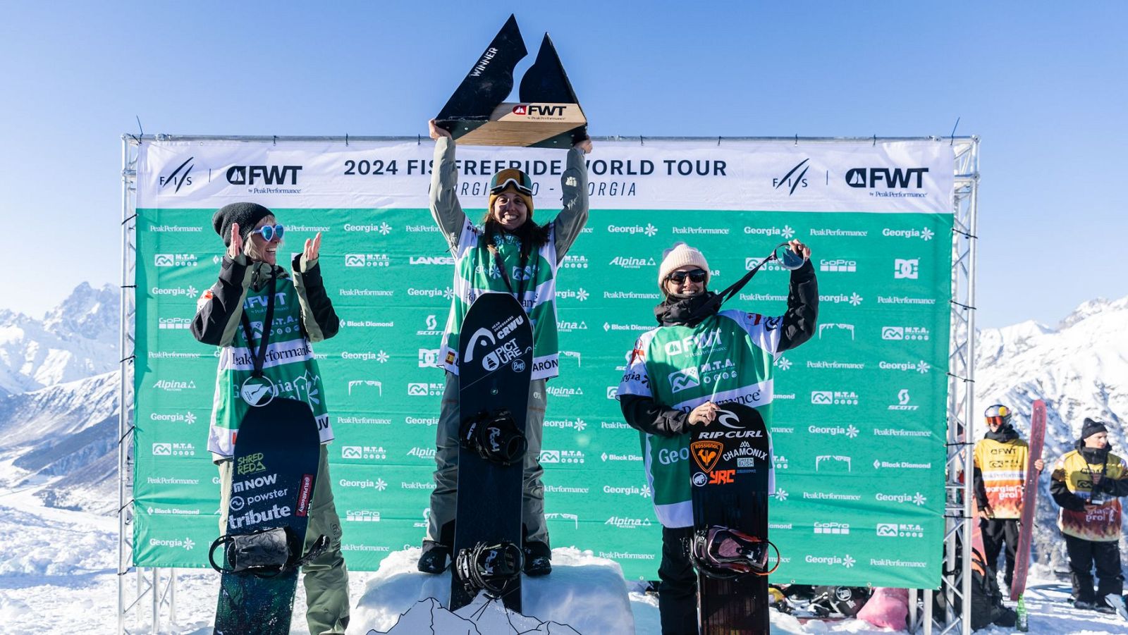 Nùria Castán lidera el circuito mundial de Snowboard Freeride - Deportes de invierno | Ver