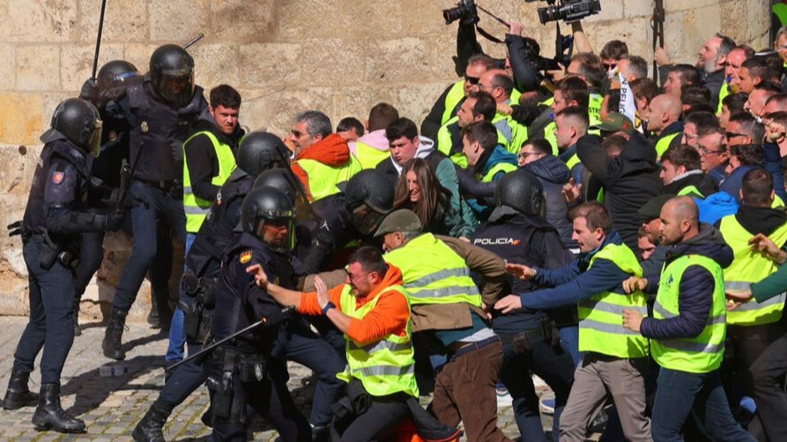 Telediario 1 en cuatro minutos - 01/03/24– RTVE.es | Ver