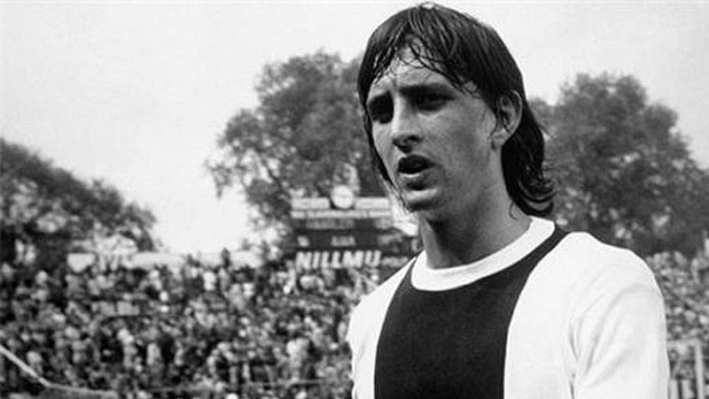 Cruyff con el Ajax contra el Real Madrid - Desafo Champions | Ver