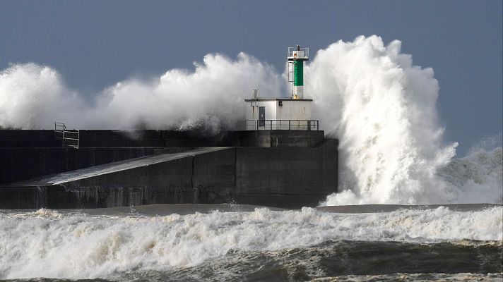 Telediario Fin de Semana - Fin de semana de frío, lluvia y nieve en la mayor parte de España