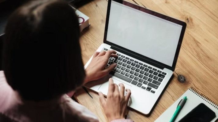 La hora de La 1 - Elma Saiz: "Soy optimista, creo que llegaremos a los 21 millones de afiliados a la Seguridad Social"