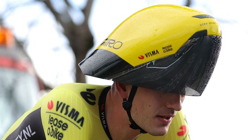 Estos son los nuevos cascos 'alienígenas' de Visma en París-Niza | Ver