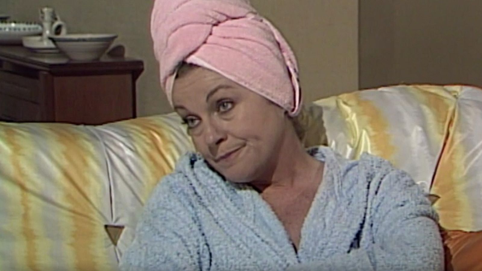 Tristeza de amor - La suerte de la guapa (cap. 2)