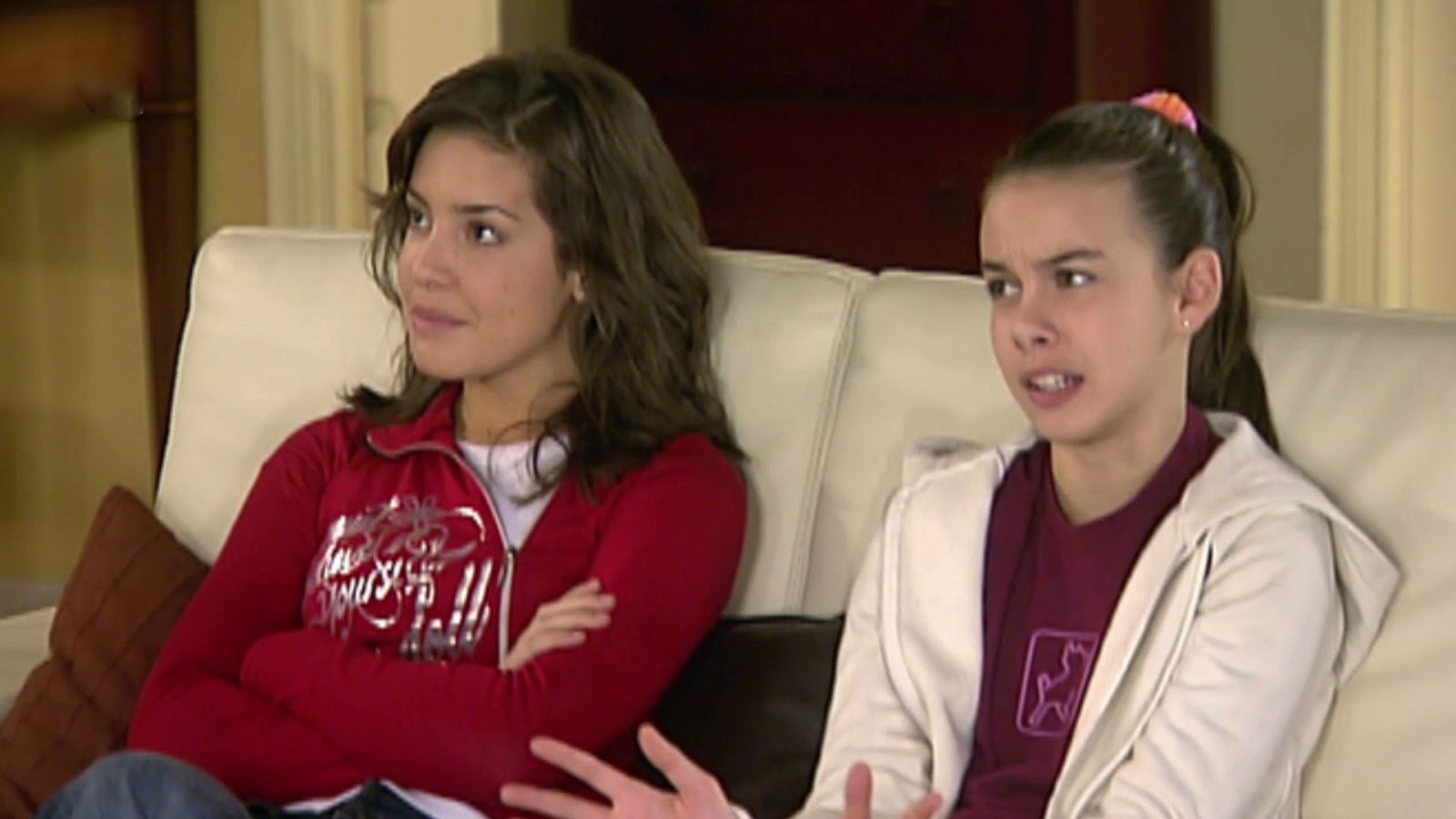 Ana y los siete - Temporada 4 - Episodio 12: Todo el mundo tiene un secreto - Ver ahora