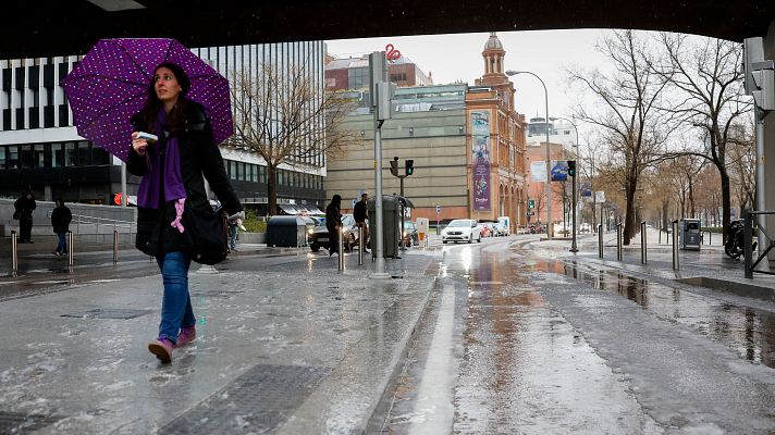 El tiempo - Lluvias en buena parte de la península y descenso de las máximas en la mitad oeste