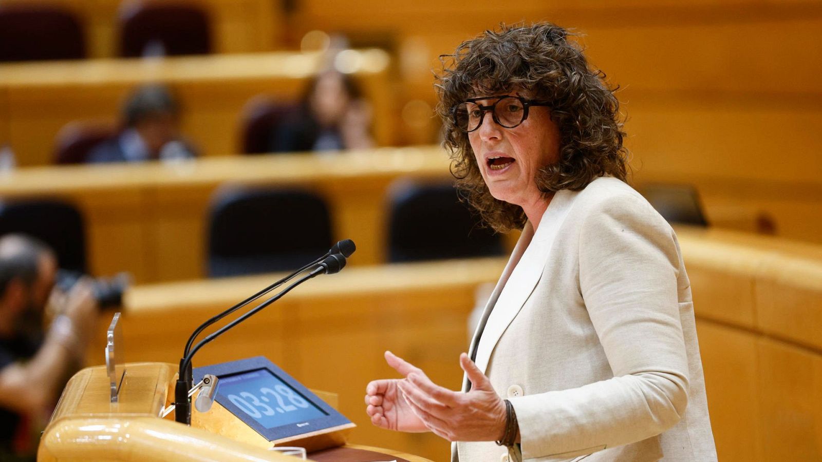 Teresa Jordà (ERC) defiende la ley de amnistía tras los últimos cambios - La hora de La 1 | Ver