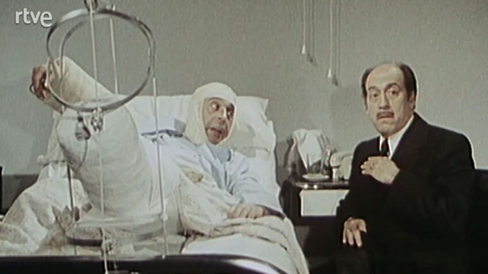 Este señor de negro - Las tentadoras - Este señor de negro | Ver