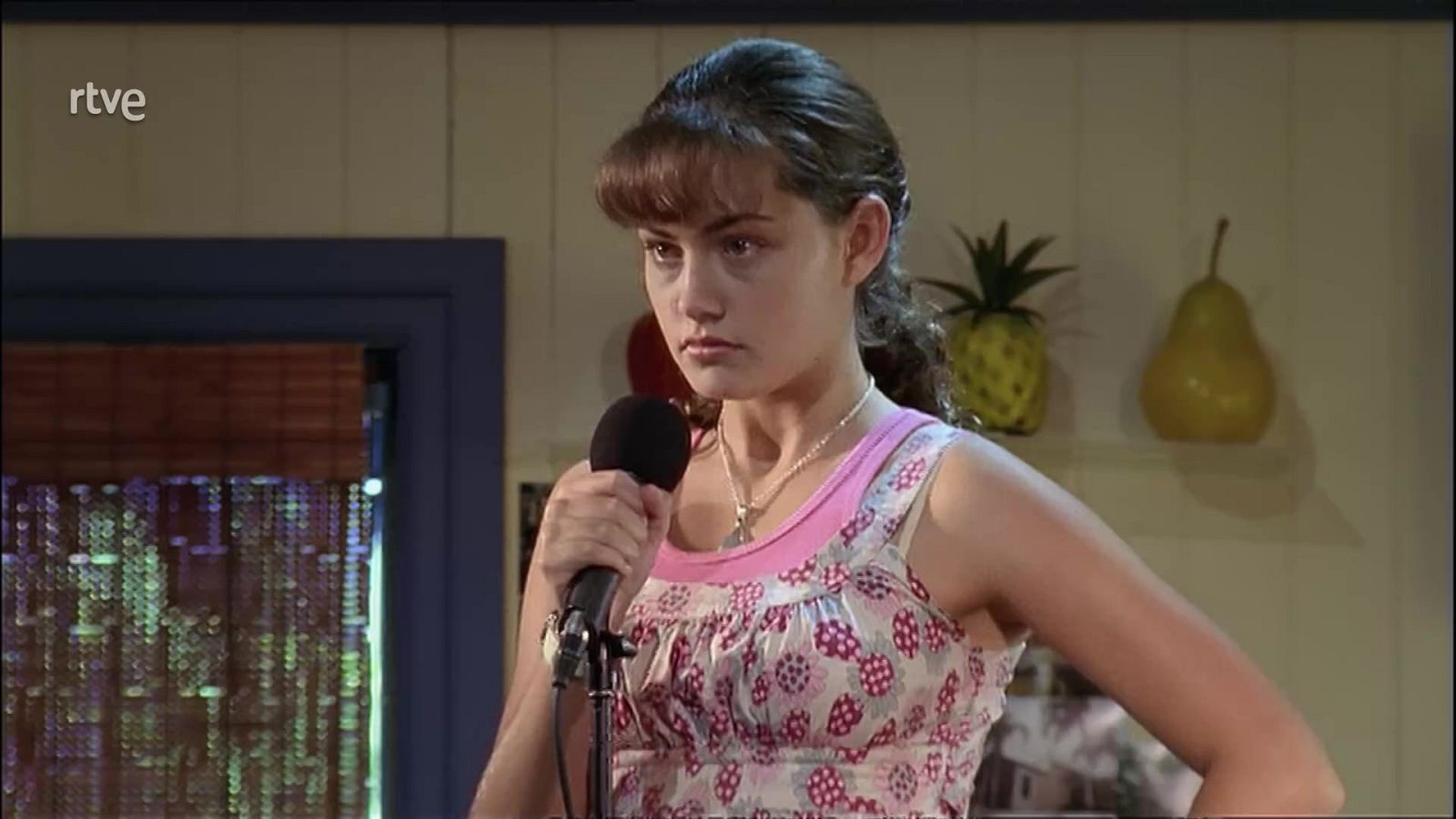 Cantos de sirena - H2O | Ver