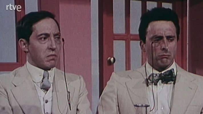 Este señor de negro - Eternos rivales