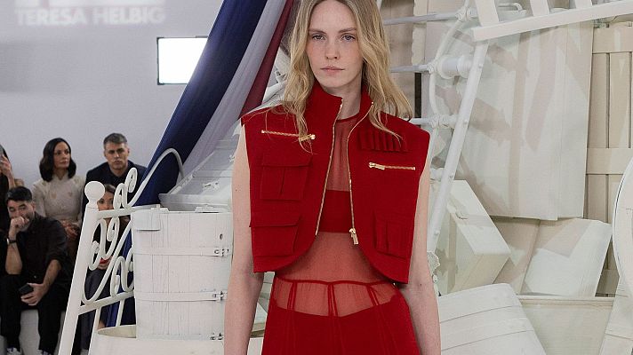Gente y tendencias - Desfile de Teresa Helbig en París: FW 24/25