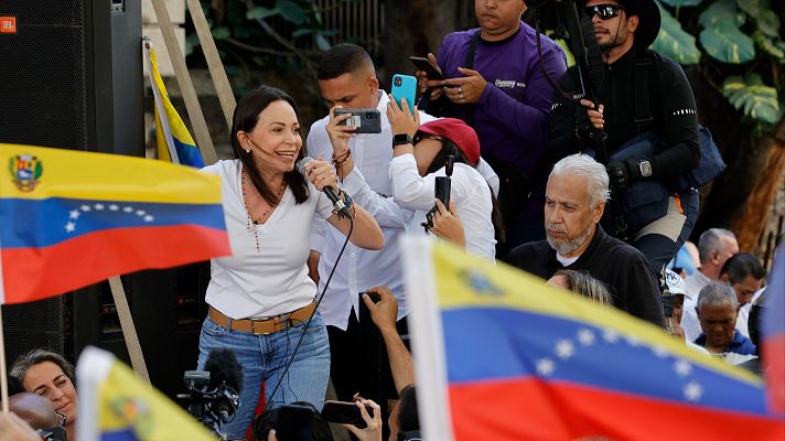 Telediario Fin de Semana - El chavismo vota a Maduro como su candidato a las presidenciales y veta a la líder opositora Machado