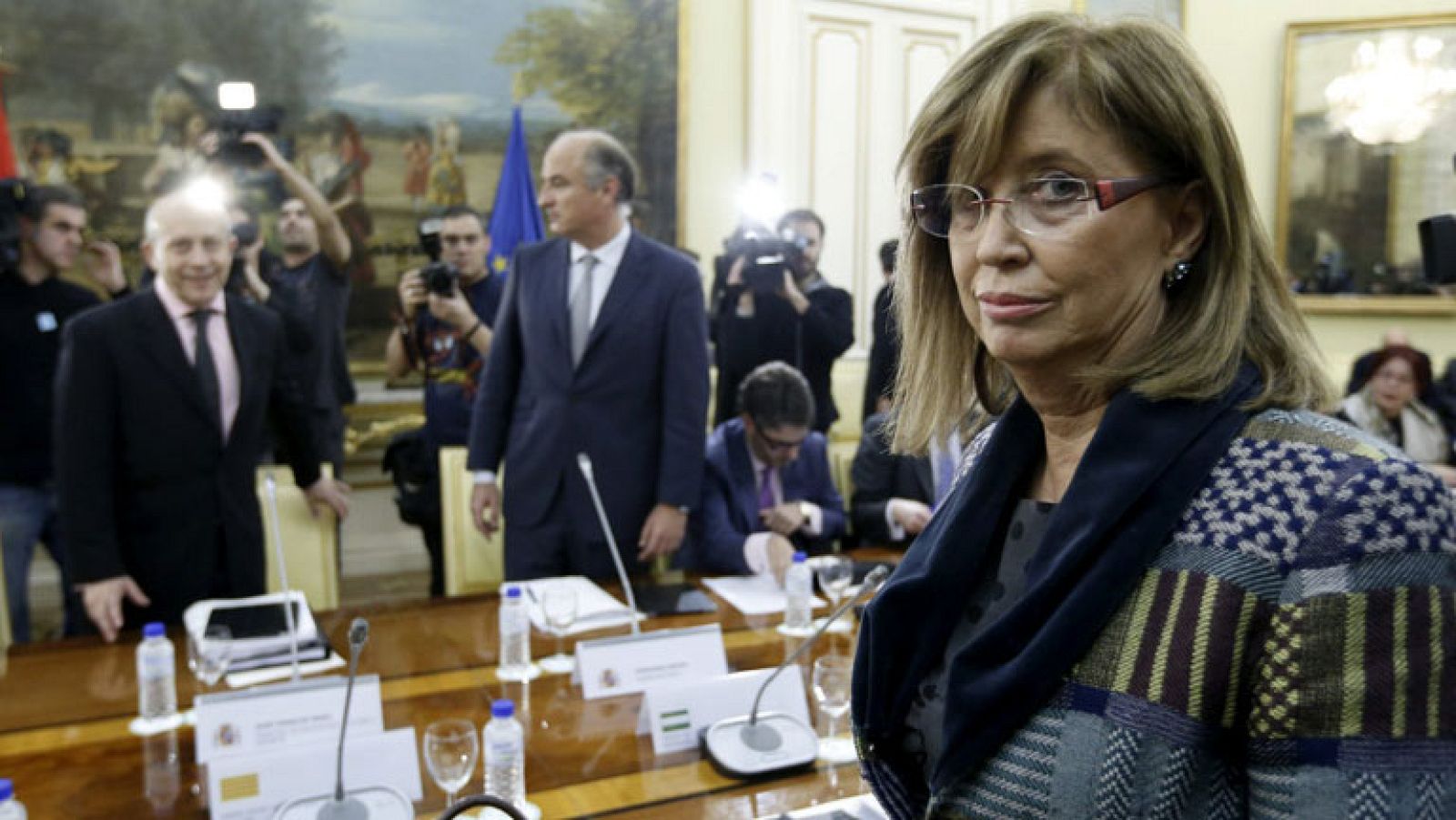 La consejera catalana abandona la conferencia sectorial de Educación por considerar la reforma "inadmisible" - Informativo 24h | Ver