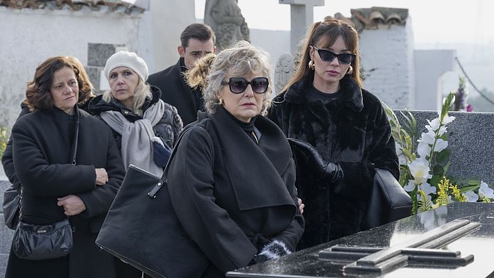 4 estrellas - El entierro