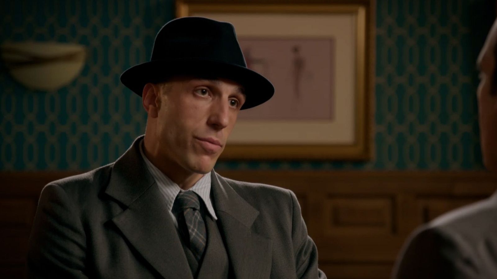 La Moderna: Aguirre contrata un sicario para acabar con Matilde | Ver