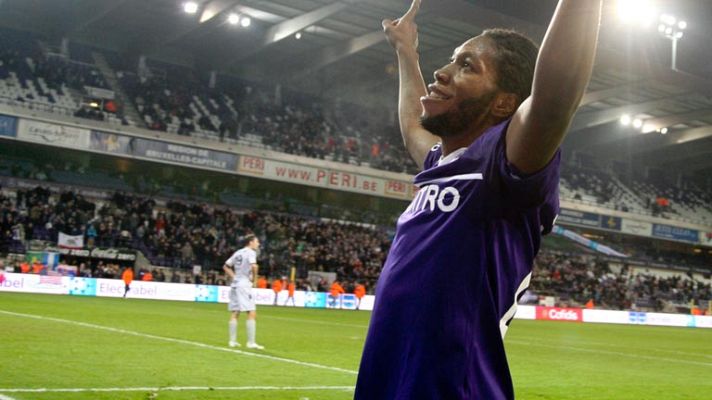 Champions League - Mbokani logra la igualada final para el Anderlecht (2-2)