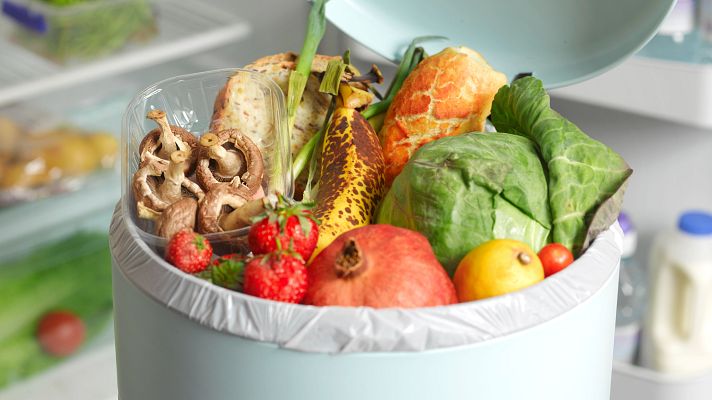 Telediario 2 - Que no te den gato por liebre: así lucha la Guardia Civil contra el fraude alimentario en España