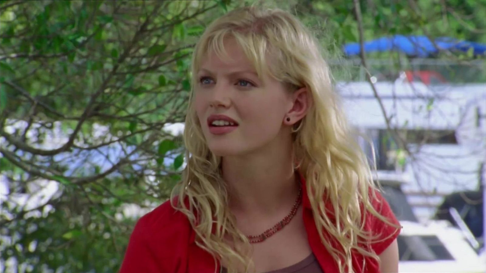 Demasiado involucrada - H2O | Ver