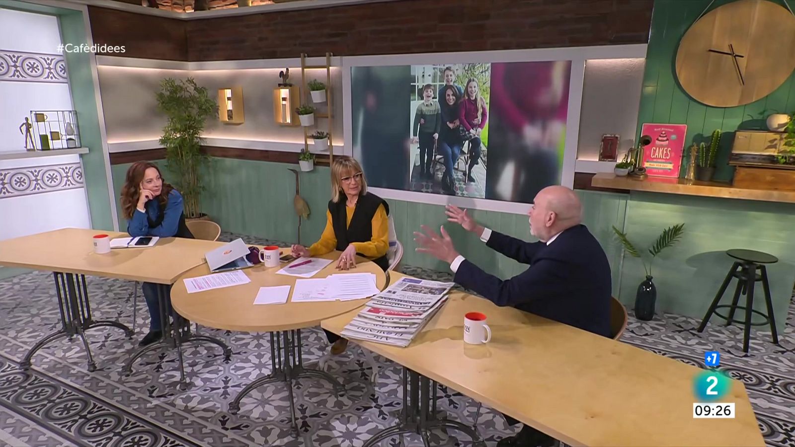 Gemma Nierga entrevista Ignacio Garriga. Parlem amb el doctor Estivill. I els actors Pol López i Quim Ávila presenten la sèrie 'Nos vemos en otra vida'