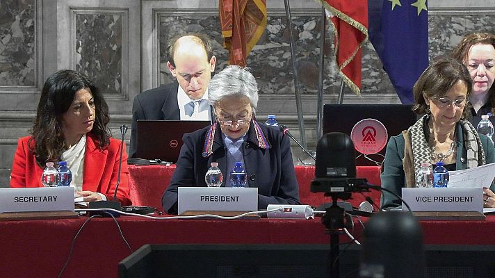 Telediario 1 - La Comisión de Venecia aprueba el dictamen de la amnistía