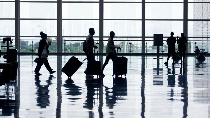 Telediario 1 - ¿Qué derechos tienen los pasajeros de avión?