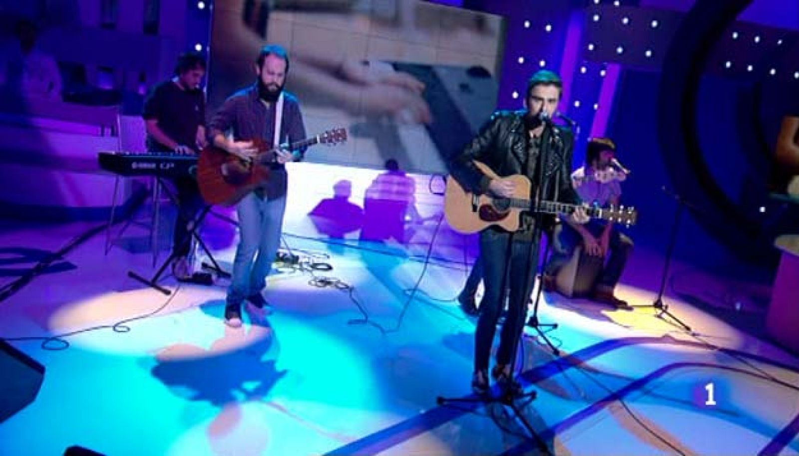 Melocos canta "Pensando en vos"