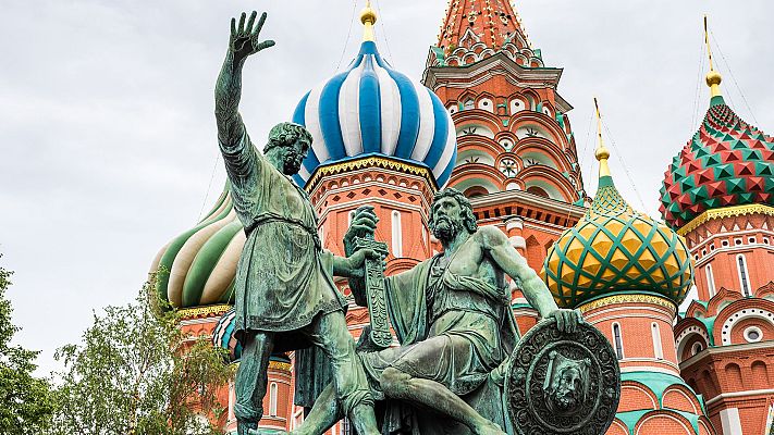 Informe Semanal - Rusia, entre Putin y Occidente