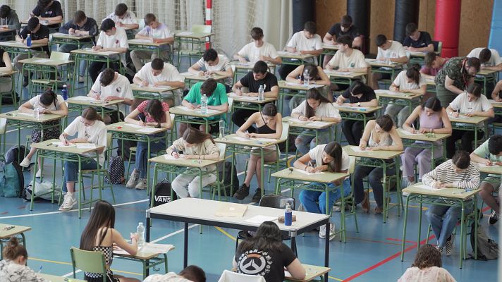 Telediario Fin de Semana - La nueva Ebau busca homogeneizar el examen en todo el país