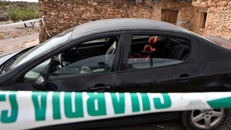 Investigan el posible asesinato de dos hermanas de 2 y 4 años como un posible caso de violencia vicaria