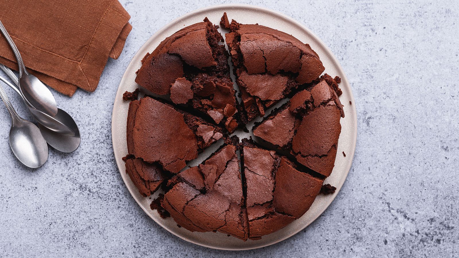 Receta de brownie de cacao y manzana de la chef Marta Verona - Saber vivir | Ver